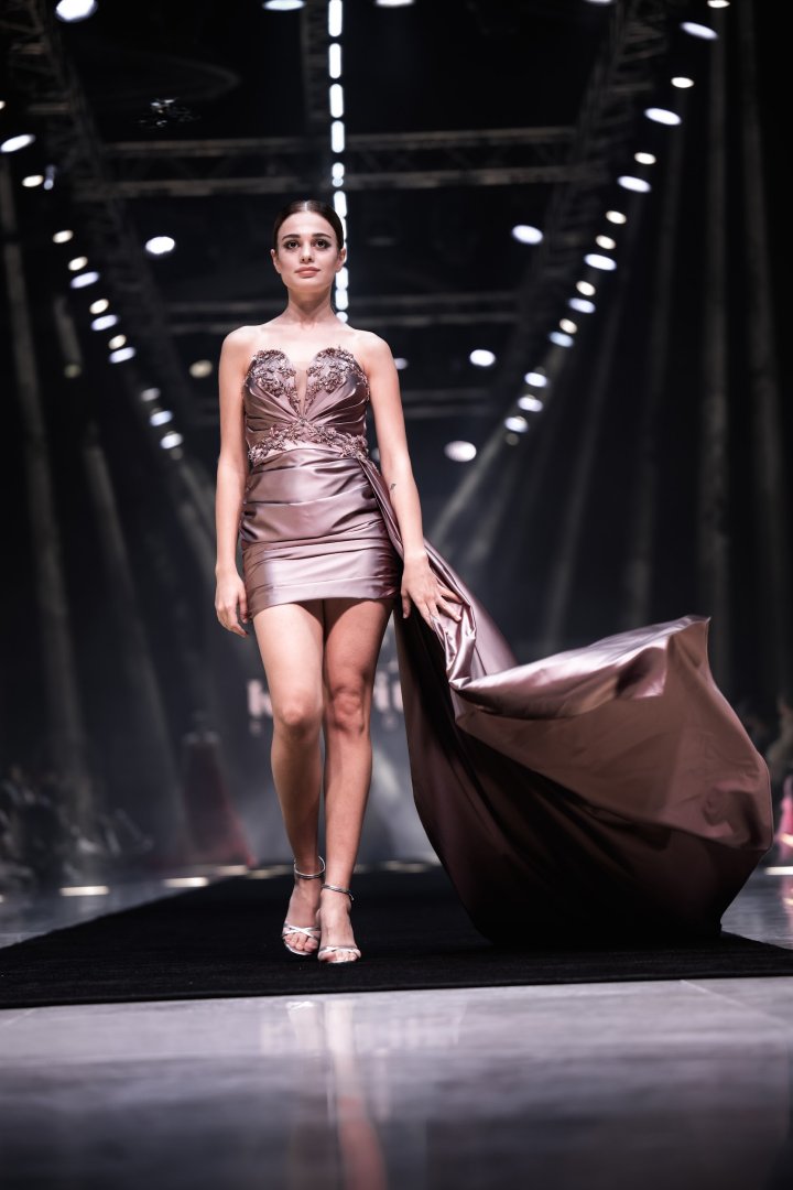 Baku Fashion Week 2023 – от элегантности и модернизма до петроглифов Гобустана (ФОТО)