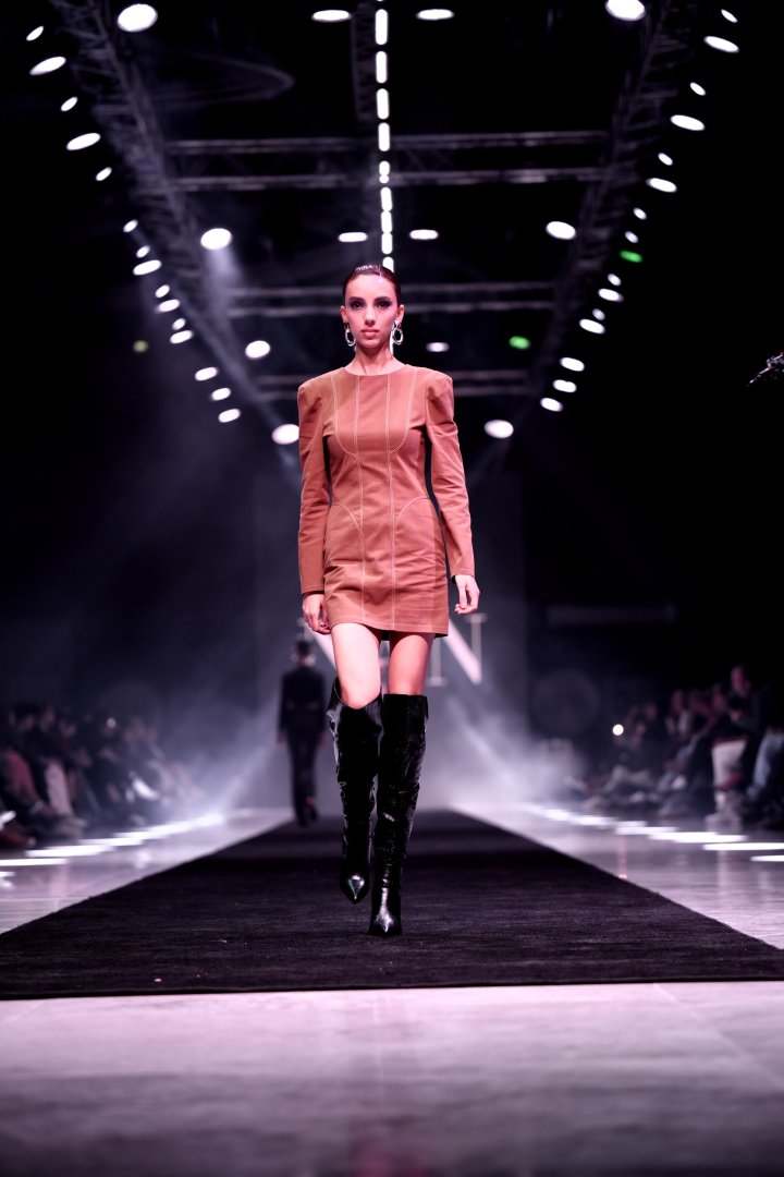 Baku Fashion Week 2023 – от элегантности и модернизма до петроглифов Гобустана (ФОТО)