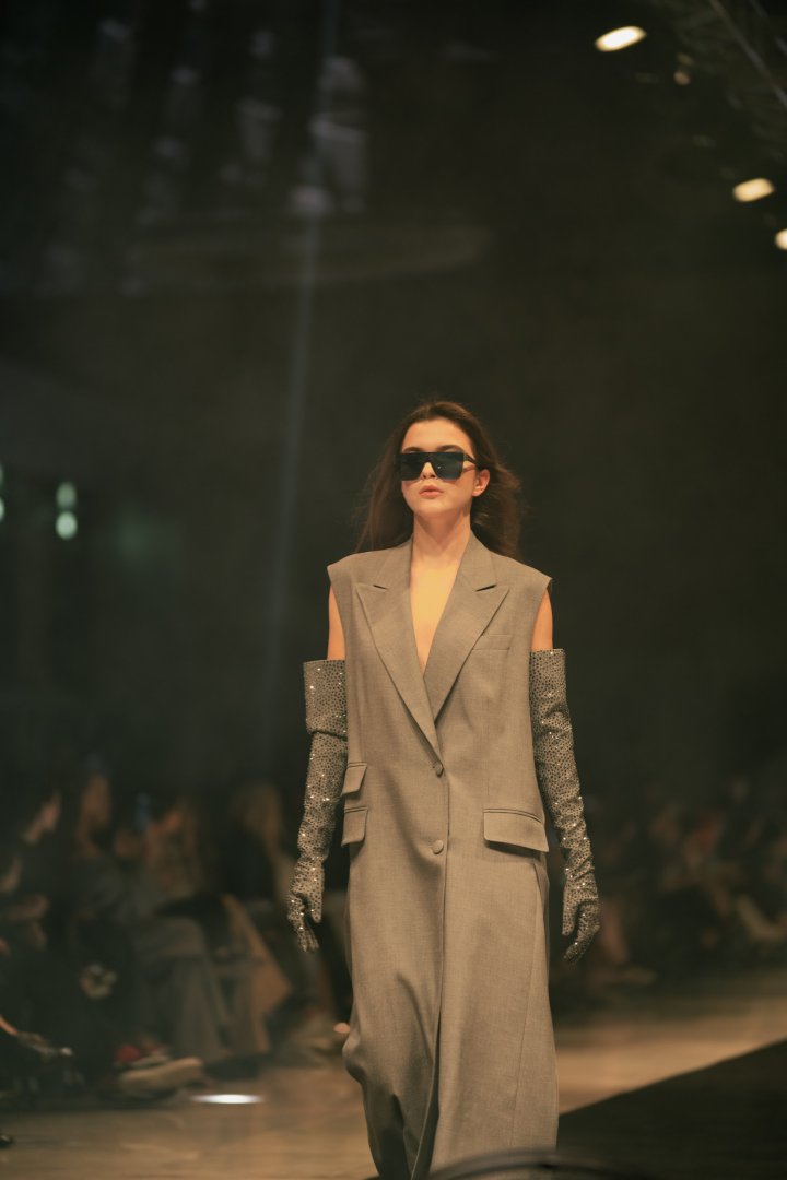 Baku Fashion Week 2023 – от элегантности и модернизма до петроглифов Гобустана (ФОТО)