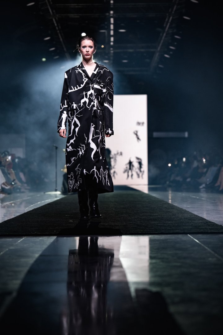 Baku Fashion Week 2023 – от элегантности и модернизма до петроглифов Гобустана (ФОТО)