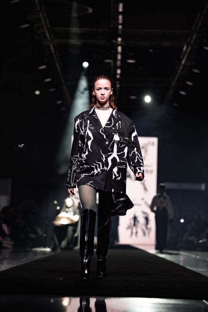 Baku Fashion Week 2023 – от элегантности и модернизма до петроглифов Гобустана (ФОТО)