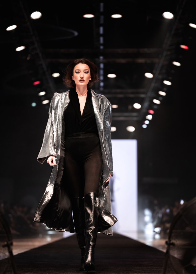 Baku Fashion Week 2023 – от элегантности и модернизма до петроглифов Гобустана (ФОТО)