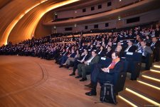 В Баку состоялось итоговое заседание Генеральной ассамблеи FIA (ФОТО)
