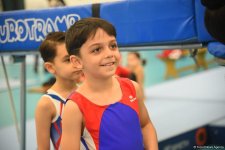 В Баку проходят соревнования чемпионата Азербайджана по прыжкам на батуте и акробатической дорожке (ФОТО)