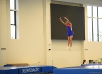 В Баку проходят соревнования чемпионата Азербайджана по прыжкам на батуте и акробатической дорожке (ФОТО)