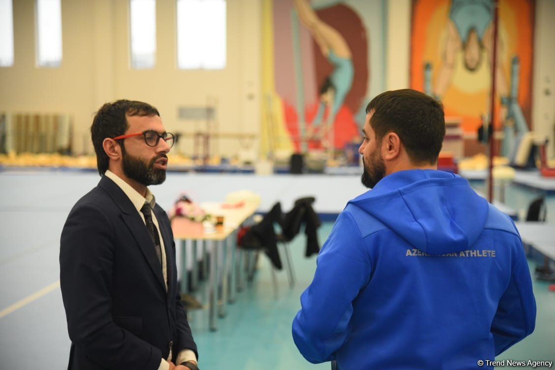В Баку проходят соревнования чемпионата Азербайджана по прыжкам на батуте и акробатической дорожке (ФОТО)