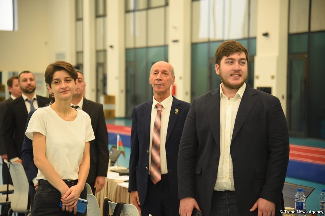 В Баку проходят соревнования чемпионата Азербайджана по прыжкам на батуте и акробатической дорожке (ФОТО)