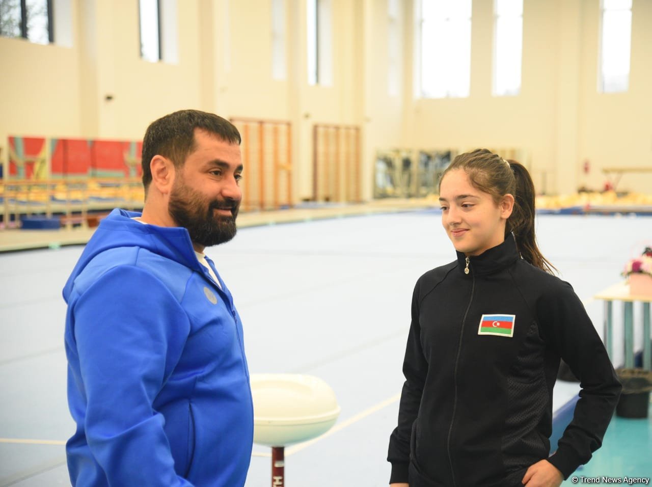 В Баку проходят соревнования чемпионата Азербайджана по прыжкам на батуте и акробатической дорожке (ФОТО)
