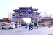 Урумчи глазами азербайджанца – Красная гора, Храм Красного света, крупнейший в мире базар, деликатесы (ВИДЕО, ФОТО)