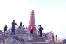 Урумчи глазами азербайджанца – Красная гора, Храм Красного света, крупнейший в мире базар, деликатесы (ВИДЕО, ФОТО)