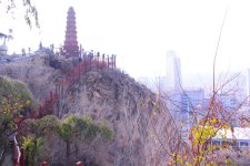 Урумчи глазами азербайджанца – Красная гора, Храм Красного света, крупнейший в мире базар, деликатесы (ВИДЕО, ФОТО)
