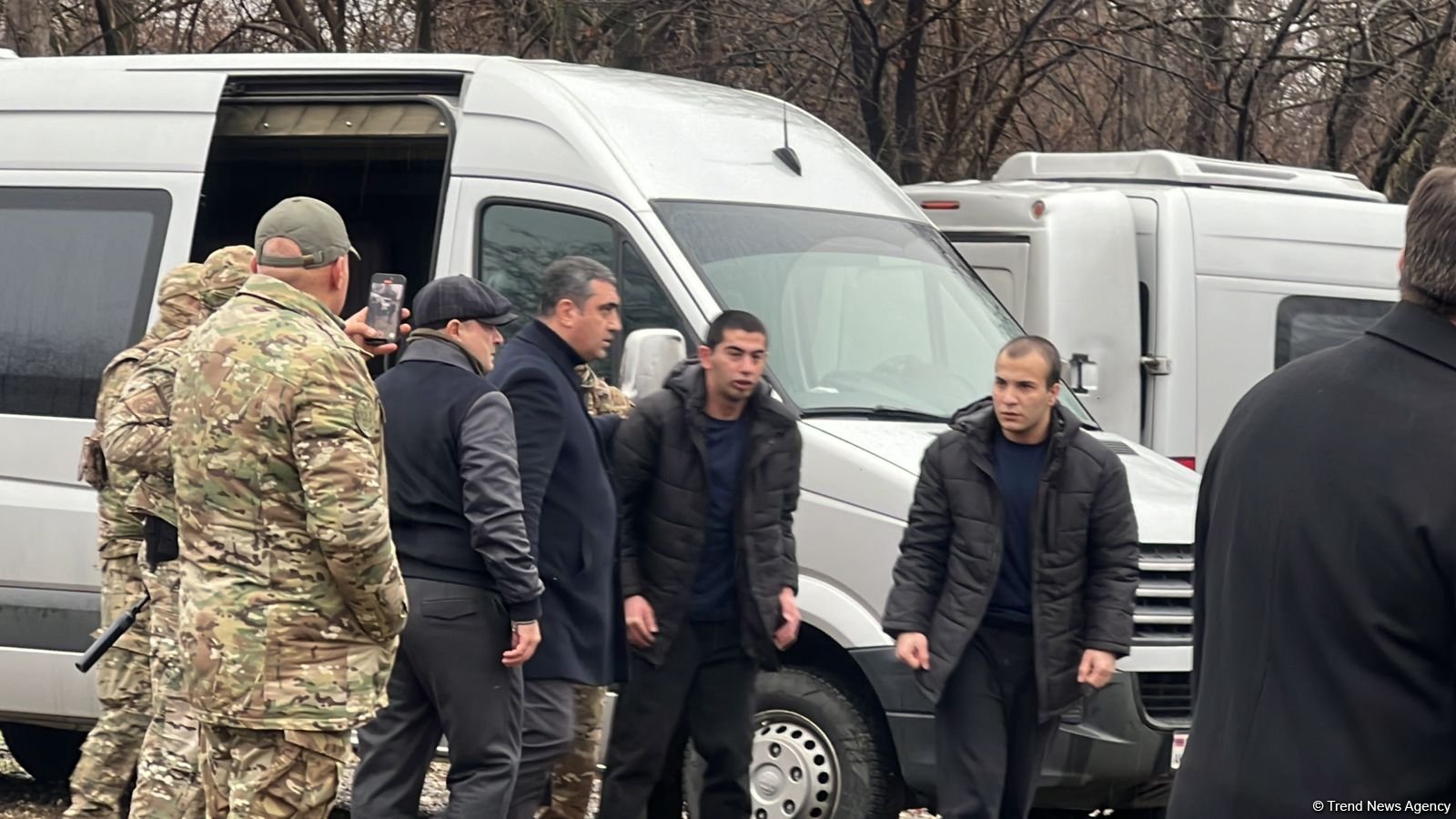 Первые кадры с вызволенными из армянского плена Гусейном Ахундовым и Агшином Бабировым (ФОТО)