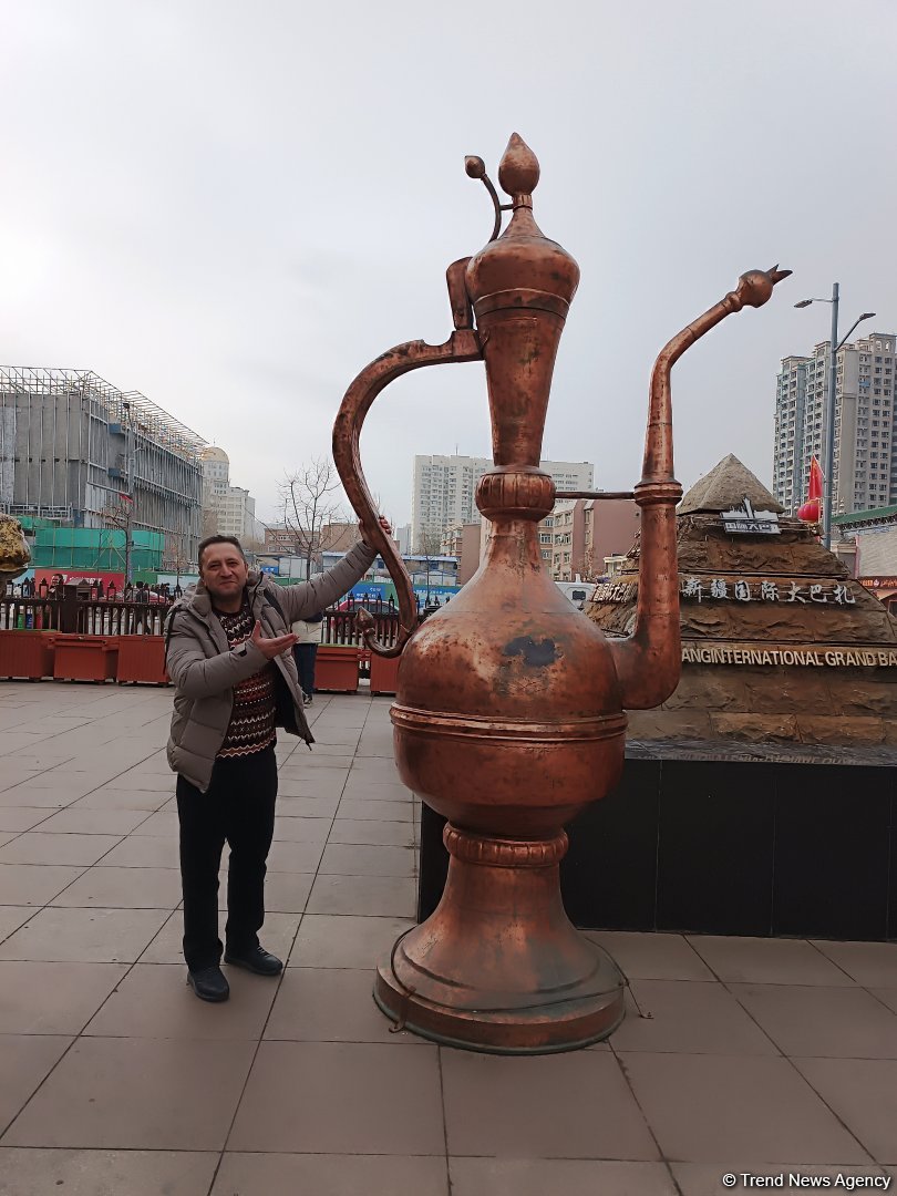 Урумчи глазами азербайджанца – Красная гора, Храм Красного света, крупнейший в мире базар, деликатесы (ВИДЕО, ФОТО)