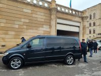 В Баку проходит церемония прощания с народным артистом Рамизом Меликом (ФОТО)
