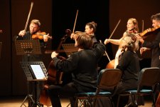 Две страны, два оркестра - Kremerata Baltika и Baku Chamber Orchestra. Грандиозный концерт в Анкаре (ФОТО)