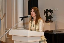 В музее искусств в Баку открылась выставка, посвященная Западному Азербайджану (ФОТО)