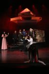В Баку с успехом прошла премьера спектакля "Антигона" (ФОТО)