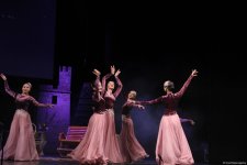Феерический юбилей Юлия Гусмана в Баку отметили красочным спектаклем "Не бойся, мы с тобой!" (ВИДЕО, ФОТО)