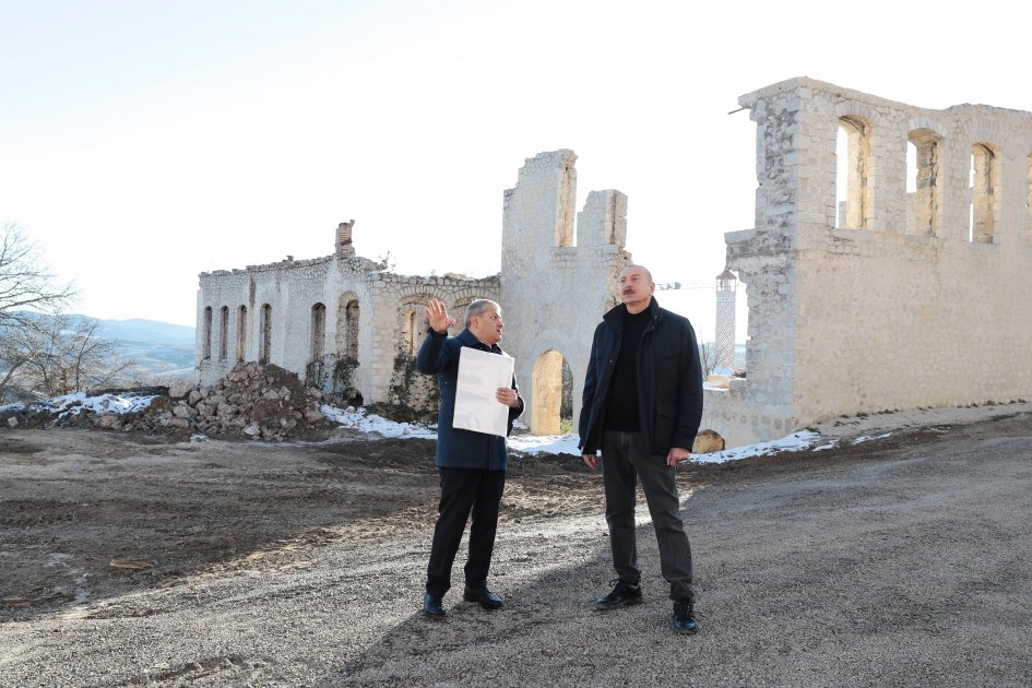 President Ilham Aliyev examines progress of construction works carried out on Garabagh Street in Shusha (PHOTO)