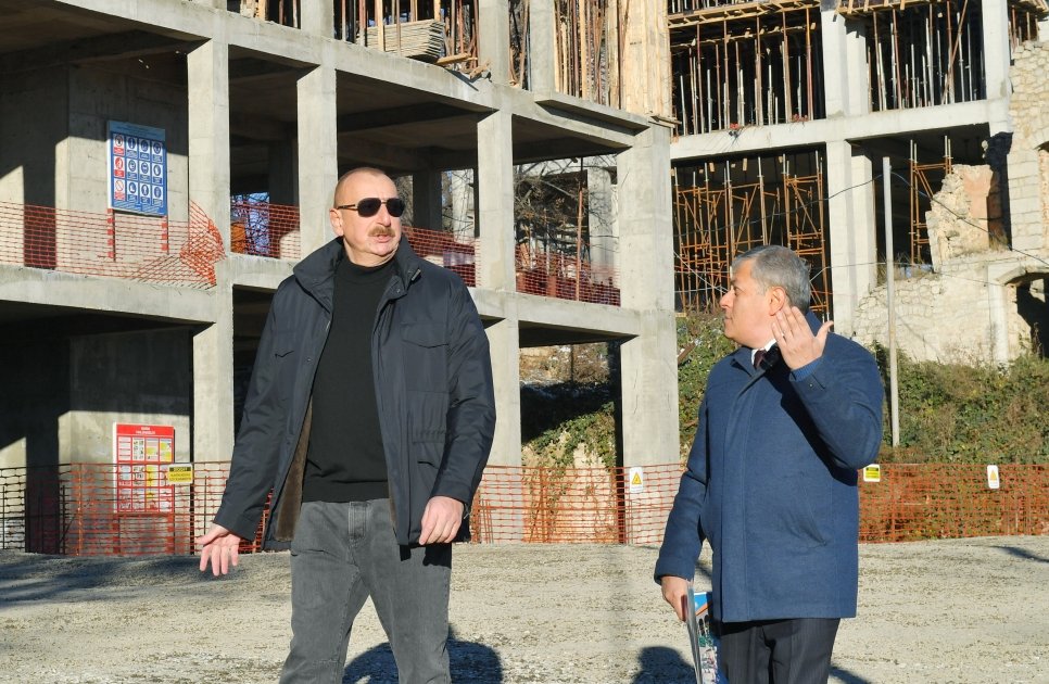 President Ilham Aliyev examines progress of construction works carried out on Garabagh Street in Shusha (PHOTO)