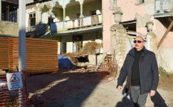 President Ilham Aliyev examines progress of construction works carried out on Garabagh Street in Shusha (PHOTO)