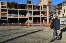 President Ilham Aliyev examines progress of construction works carried out on Garabagh Street in Shusha (PHOTO)