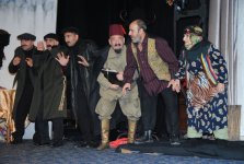 "Лавина" из страхов и табу – Сумгайытский театр готовится к премьере (ФОТО)