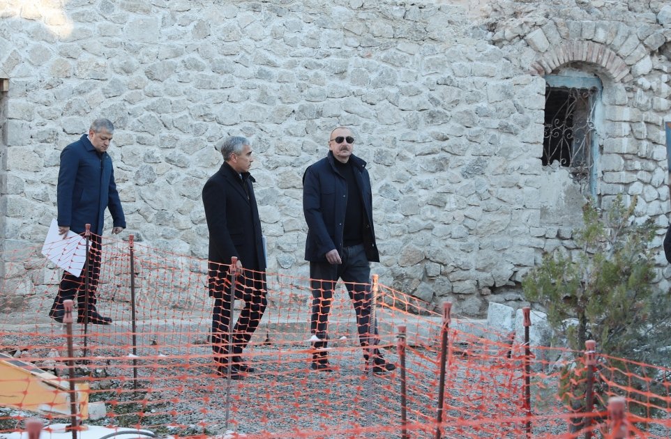 President Ilham Aliyev views restoration progress at Ashaghi Govhar Agha mosque in Shusha (PHOTO)