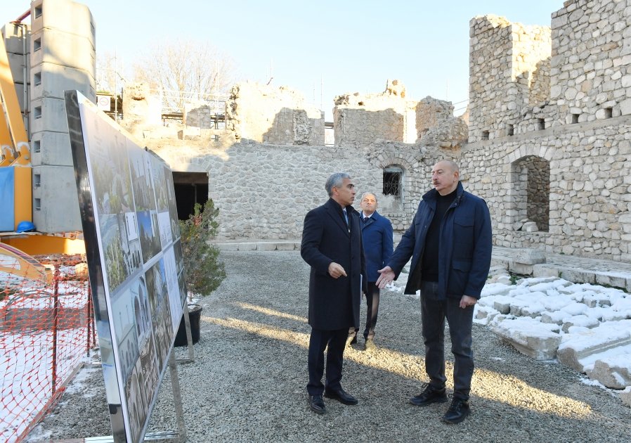 President Ilham Aliyev views restoration progress at Ashaghi Govhar Agha mosque in Shusha (PHOTO)