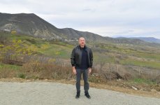 President Ilham Aliyev visits Nakhchivanli village of Khojaly district (PHOTO/VIDEO)