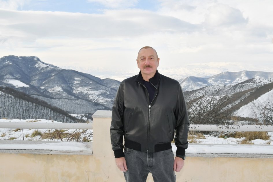 President Ilham Aliyev visits Turshsu settlement in Shusha district (PHOTO)