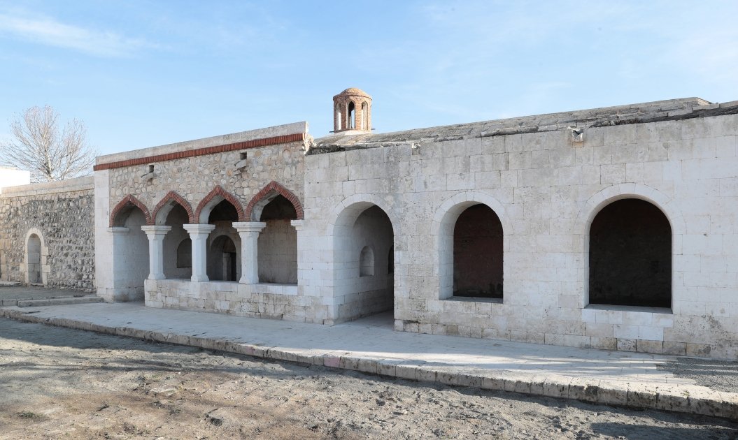 President Ilham Aliyev and First Lady Mehriban Aliyeva viewed ongoing restoration works at Imarat Complex in Aghdam (PHOTO/VIDEO)