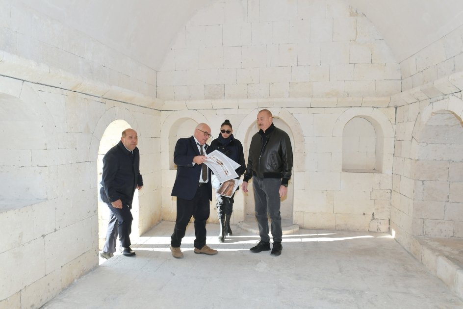 President Ilham Aliyev and First Lady Mehriban Aliyeva viewed ongoing restoration works at Imarat Complex in Aghdam (PHOTO/VIDEO)