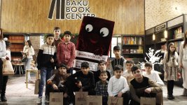 Новогоднее чудо и добрые деяния в Баку (ФОТО)