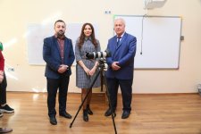 Как снять Новый год? В Бакинском Славянском университете прошел мастер-класс по фотоискусству (ФОТО)