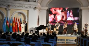 Большой праздник национальной музыки Азербайджана и Казахстана (ФОТО)