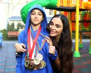 С участием вице-президента Фонда Гейдара Алиева Лейлы Алиевой в рамках проекта "Наш двор" состоялось открытие очередных обновленных дворов (ФОТО)