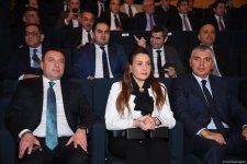 В Баку состоялась конференция на тему "Партнерство между государством и предпринимателями: основа устойчивой экономики" (ФОТО)