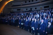 В Баку состоялась конференция на тему "Партнерство между государством и предпринимателями: основа устойчивой экономики" (ФОТО)