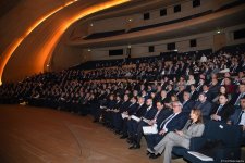 В Баку состоялась конференция на тему "Партнерство между государством и предпринимателями: основа устойчивой экономики" (ФОТО)