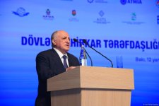 В Баку состоялась конференция на тему "Партнерство между государством и предпринимателями: основа устойчивой экономики" (ФОТО)