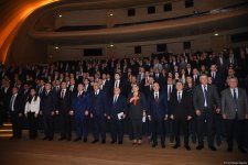 В Баку состоялась конференция на тему "Партнерство между государством и предпринимателями: основа устойчивой экономики" (ФОТО)