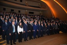 В Баку состоялась конференция на тему "Партнерство между государством и предпринимателями: основа устойчивой экономики" (ФОТО)