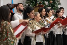 "Святочные вечера" в Баку отметили праздничным концертом (ФОТО)