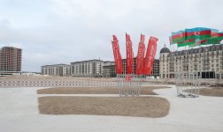 President Ilham Aliyev views construction, redevelopment works, conditions created in Office building in Central Park Quarter of Baku White City (PHOTO)