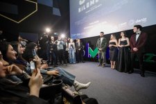 "3391 километр" турецких звезд Дерьи Пынар Ак и Ахмета Хактана Завлака в Баку (ФОТО/ВИДЕО)