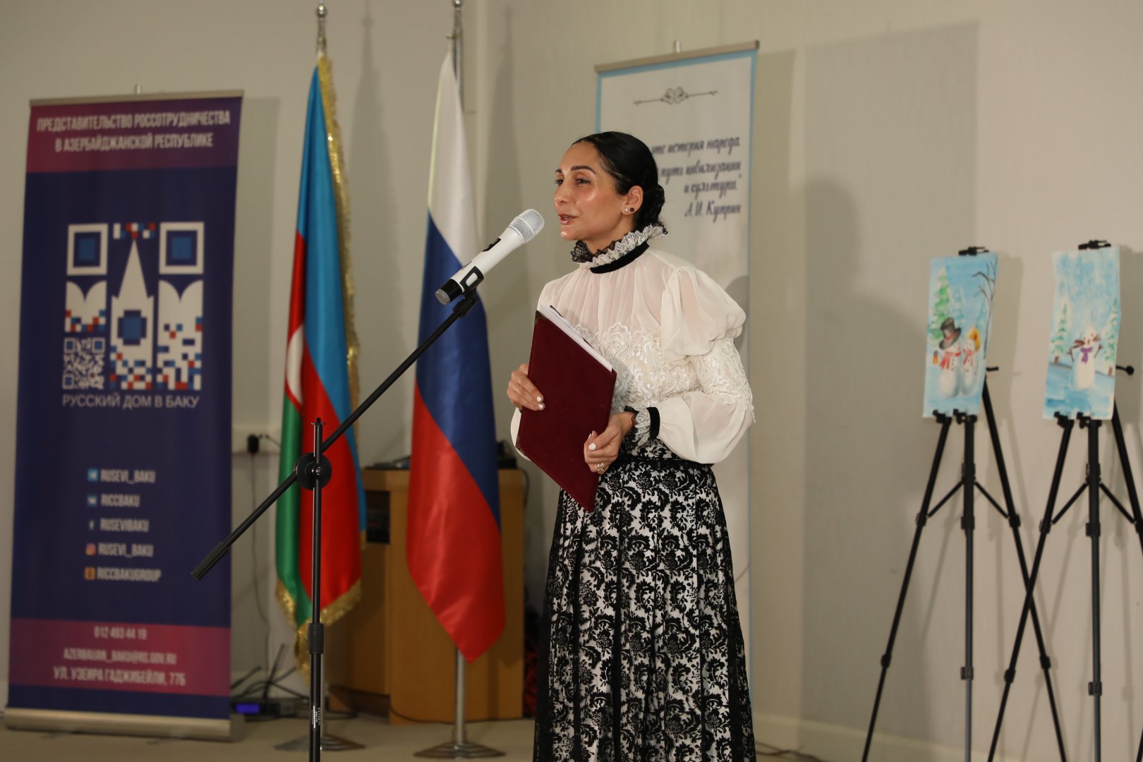 В Баку состоялась церемония награждения победителей проекта "Книги и писатели юбиляры" (ФОТО)