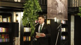 В Баку презентована книга "Odlar yurduna səyahət" - уникальные фотографии Азербайджана середины XIX - начала XX веков (ФОТО)