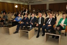 В Баку состоялась церемония награждения победителей проекта "Книги и писатели юбиляры" (ФОТО)