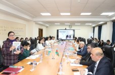 В Ташкенте состоялась презентация книги "100 мгновений жизни Гейдара Алиева" (ФОТО)